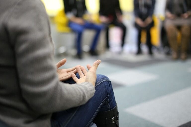 Pourquoi autant de cliniciens et de cliniciennes hésitent à lancer un groupe?